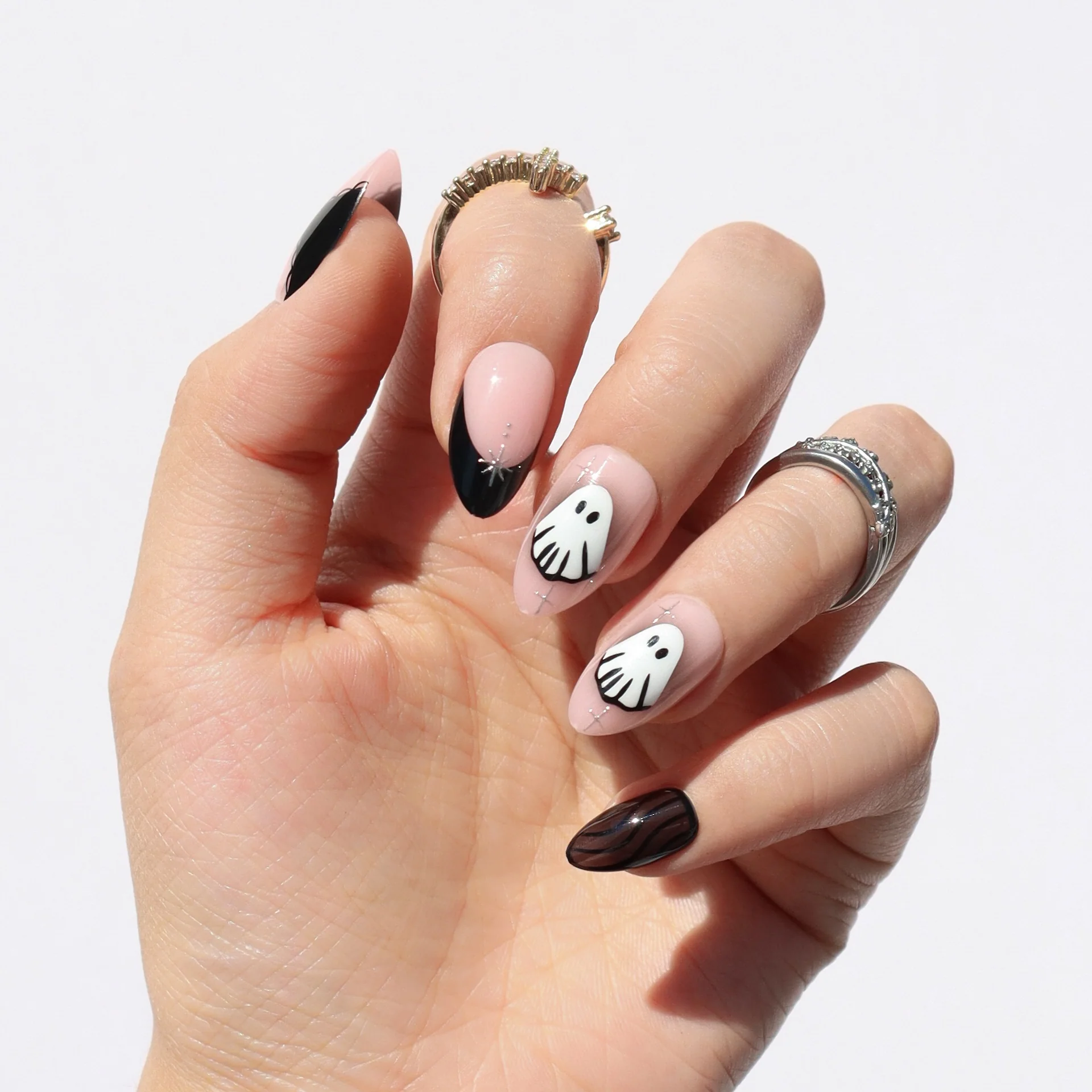 Boo-tique
