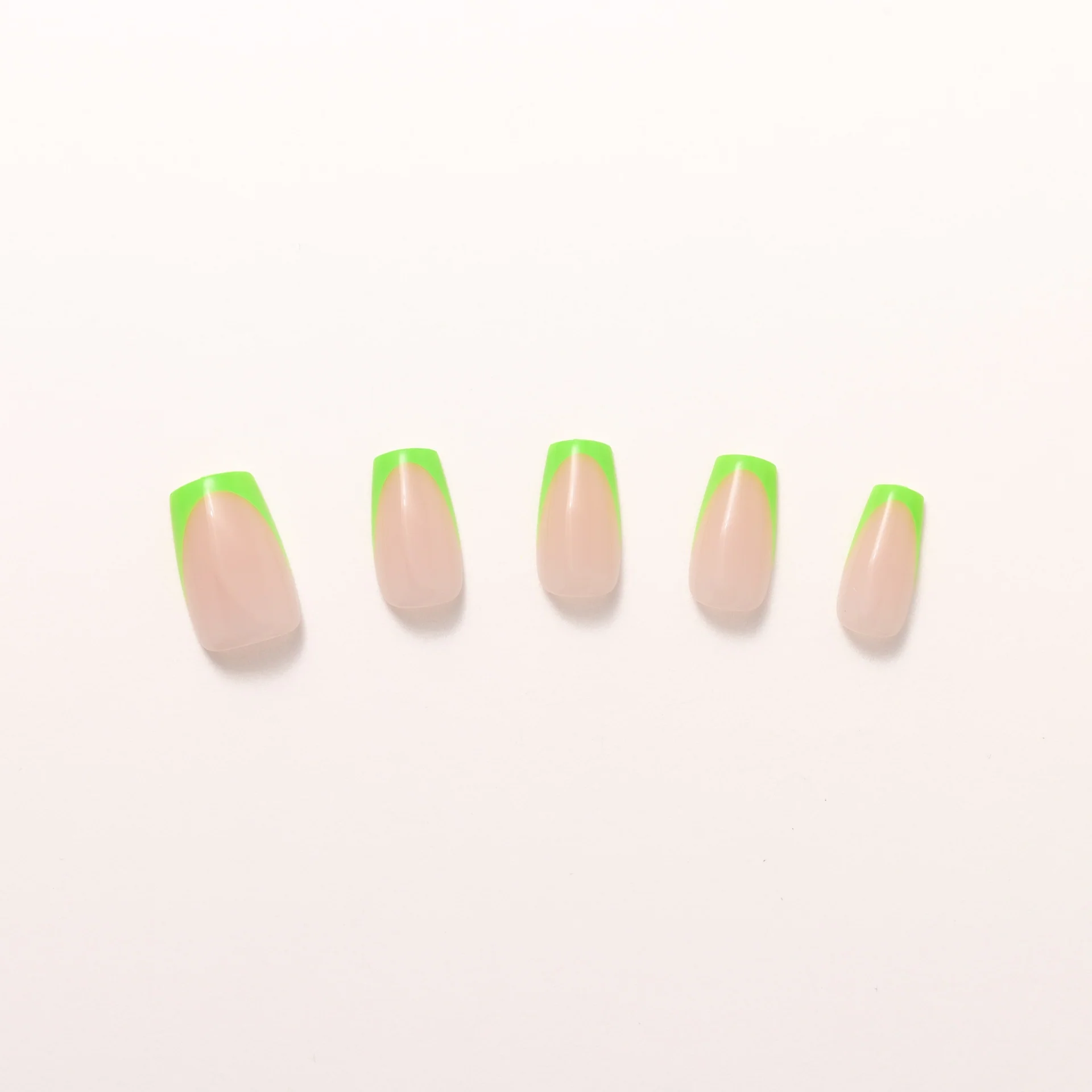 Green Light - Image 3