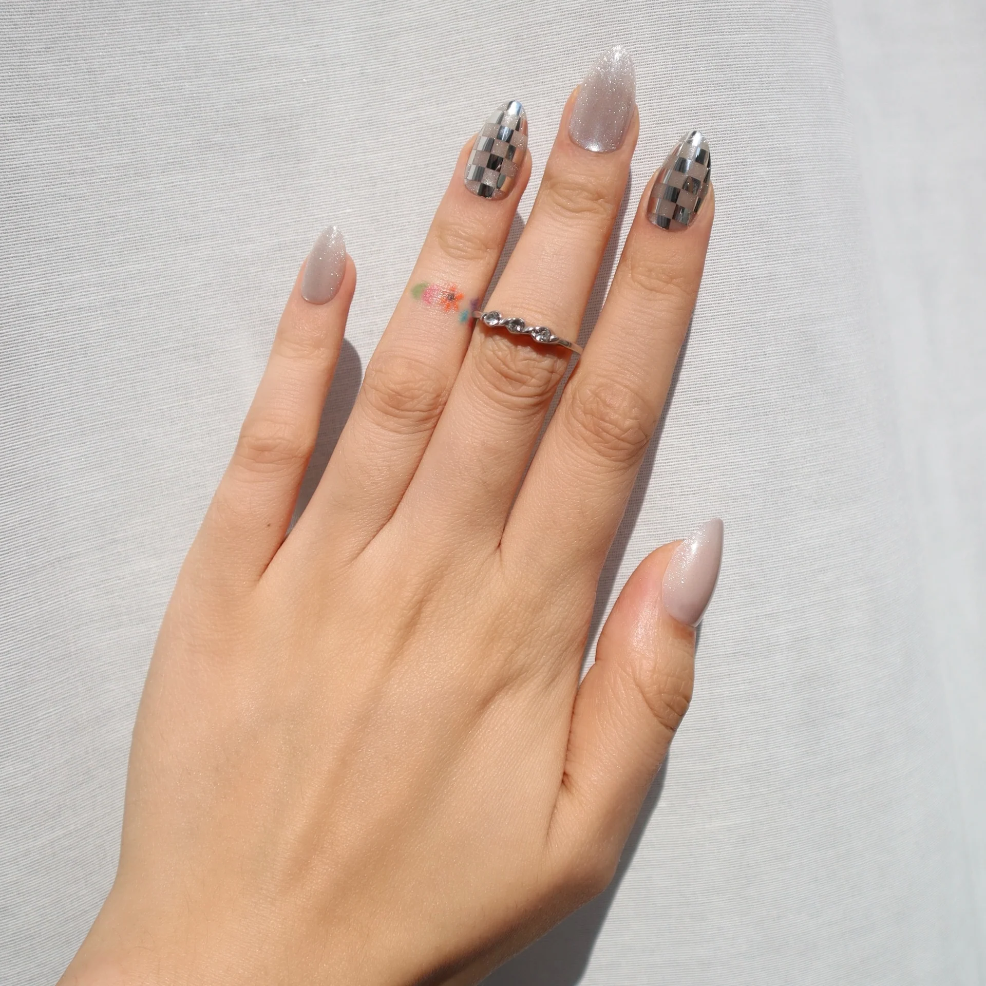 Metallic Grid - Image 2