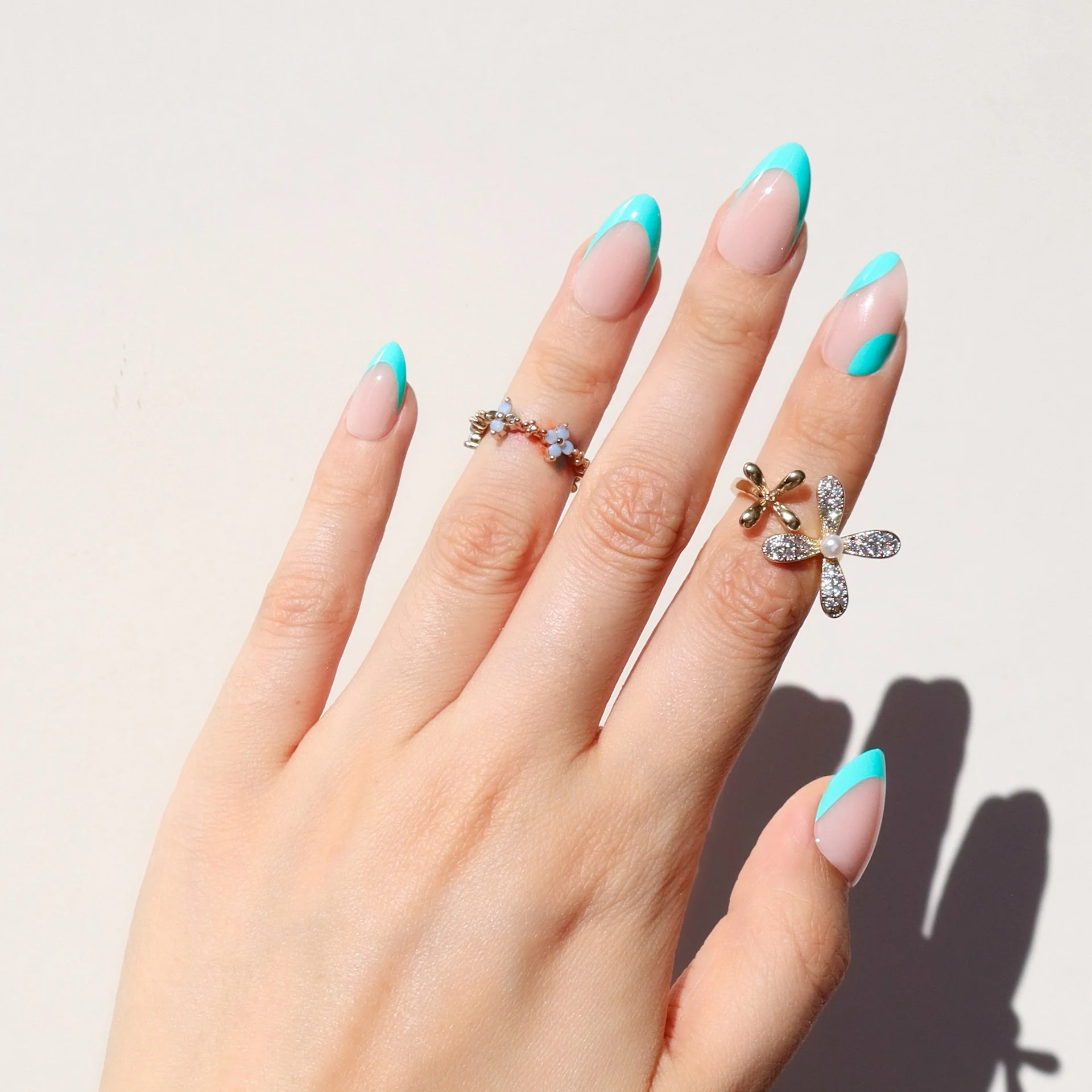 Mint Macaron - Image 2