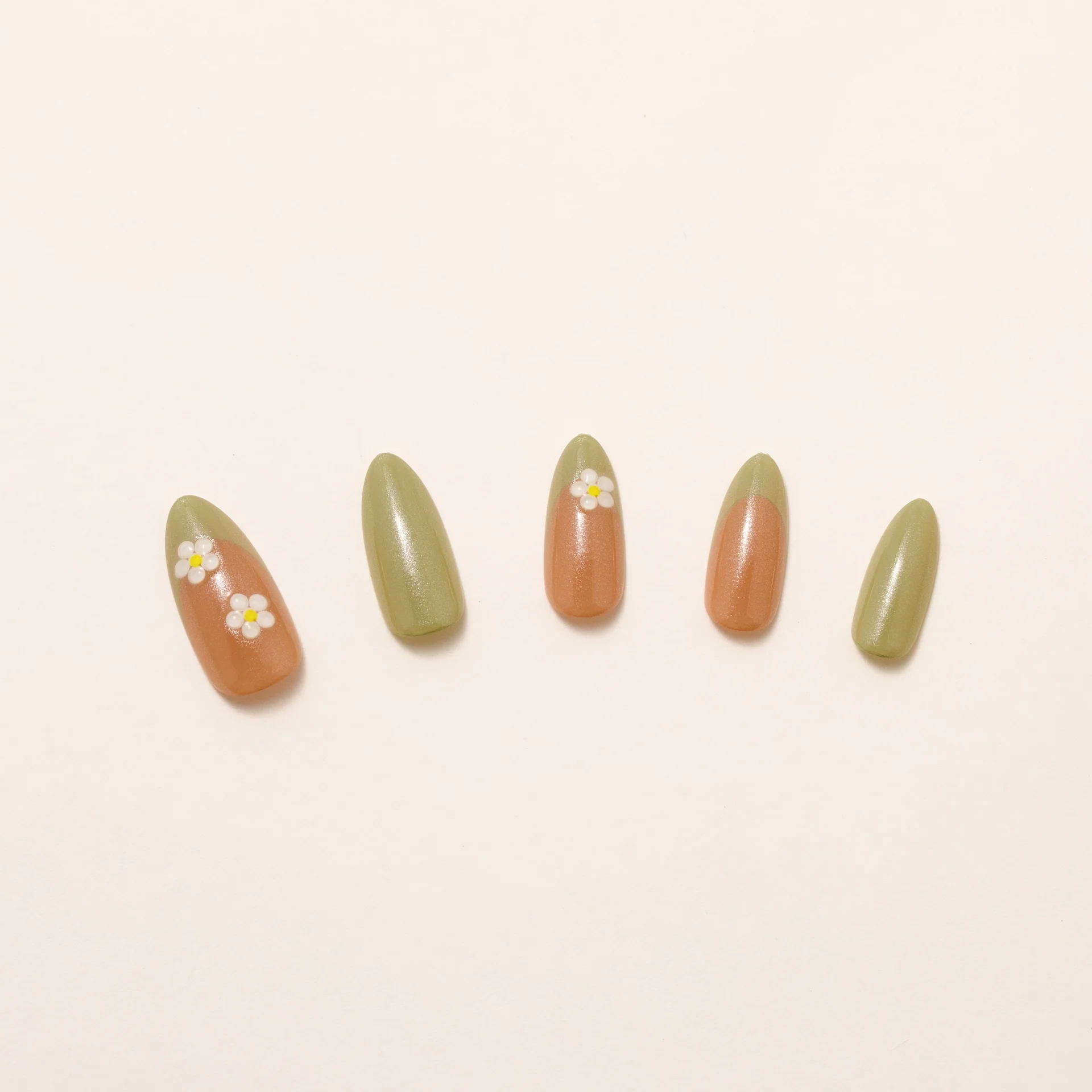 Olive & Ivy - Image 3