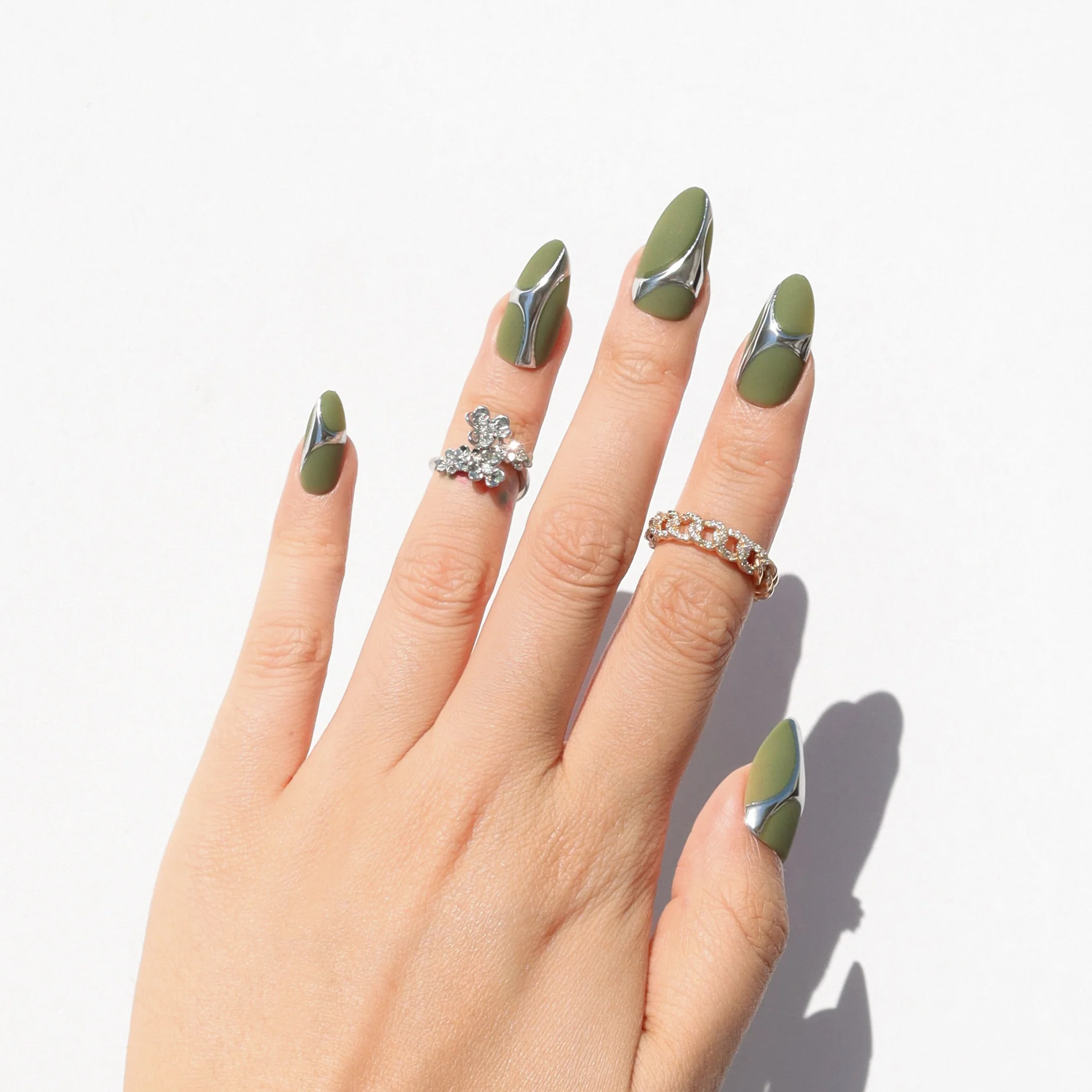 Olive Martini - Image 2