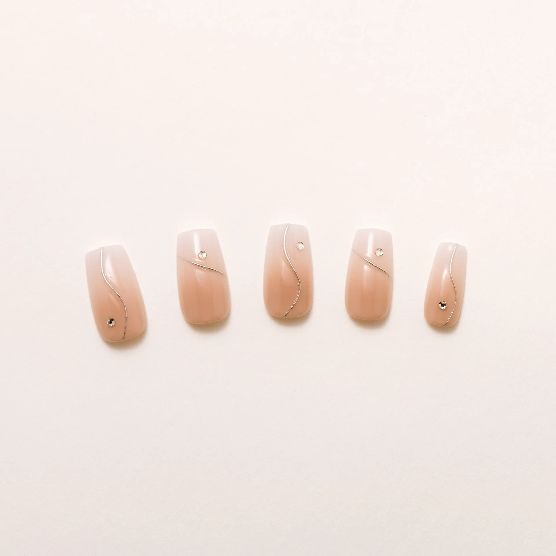 Pure Luxe - Image 3
