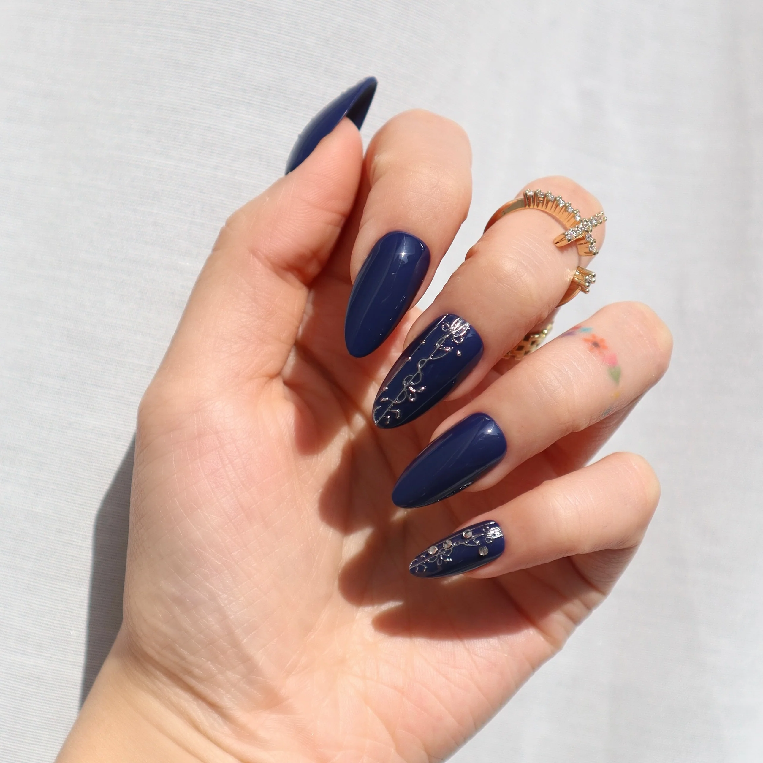 Sapphire Strands