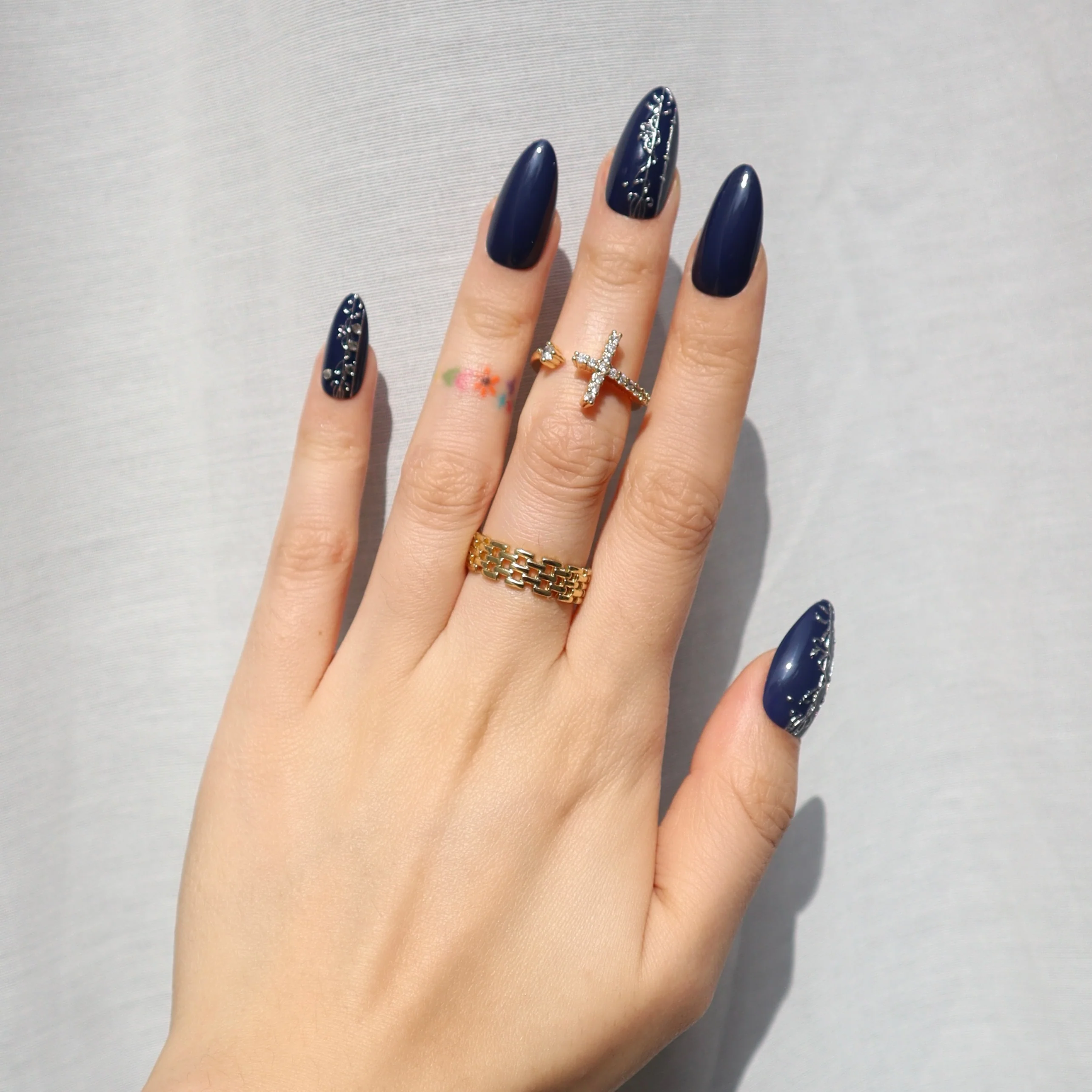 Sapphire Strands - Image 2